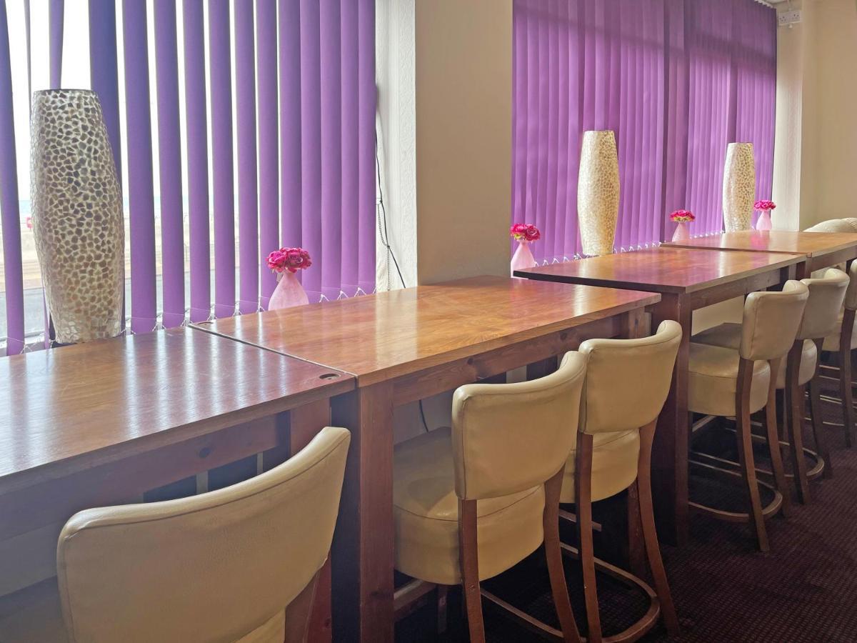 Sapphire Hotel Blackpool Promenade Bagian luar foto
